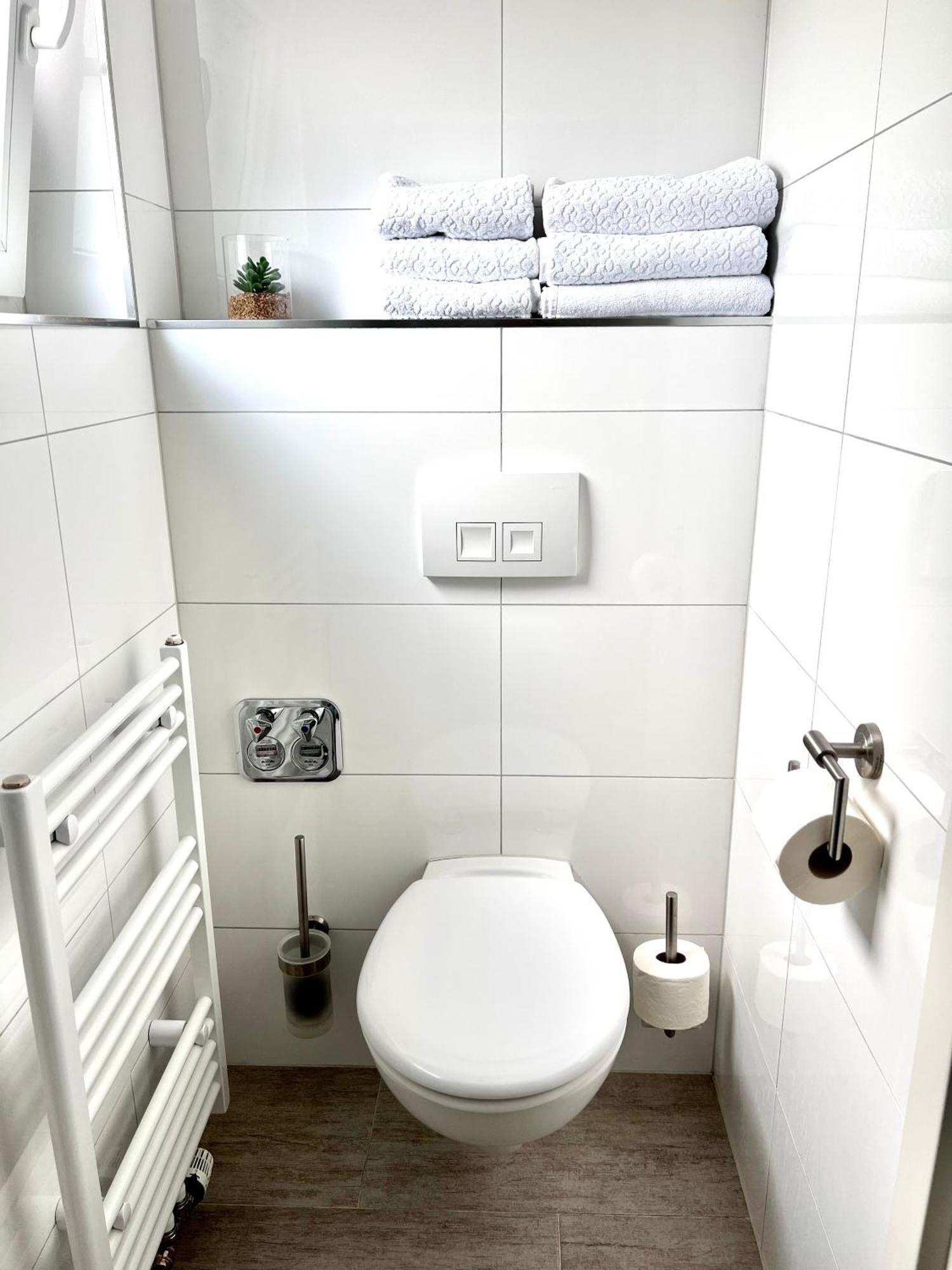 Prime Host Balcony Apartment Karlsruhe Dış mekan fotoğraf
